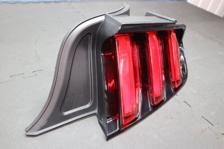 2015-2017 Ford Mustang GT V6 EcoBoost RH Passenger LED Tail Light OEM