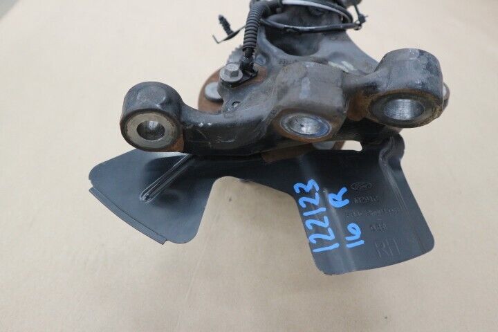 2015-2021 Ford Mustang GT 5.0 RH Passenger Front Spindle Knuckle Hub- OEM