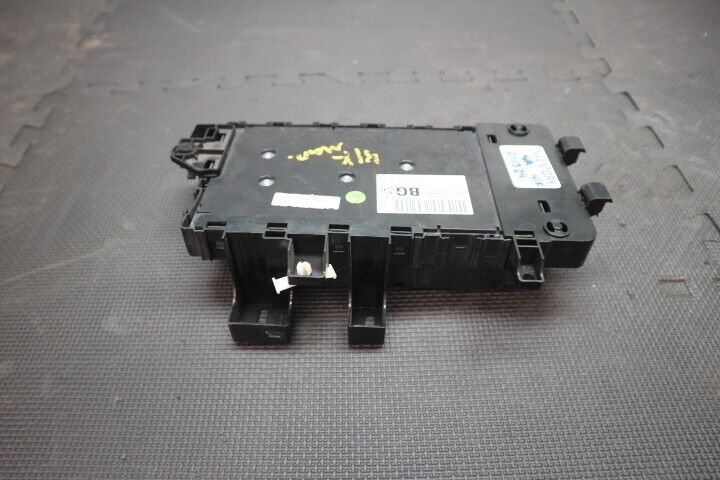 2018-2020 Ford Mustang GT Multifunction Smart Junction Fuse Box JR3T-15604 OEM