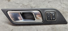 Load image into Gallery viewer, 2018-2023 Ford Mustang Memory LH &amp; RH Inner Door Handle W/Trim OEM2
