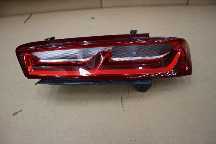 2016-2017 Chevrolet Camaro RH Tail Light   OEM