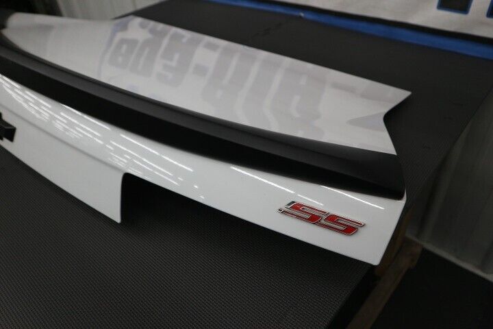 2010 Chevrolet Camaro Trunk Lid w/ Spoiler "White" OEM