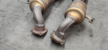 Load image into Gallery viewer, 2016-2023 Chevrolet Camaro SS 6.2L LH &amp; RH Exhaust OEM10

