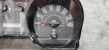 Load image into Gallery viewer, 2005-2009 Ford Mustang GT Speedometer Instrument Gauge Cluster "Automatic" OEM2
