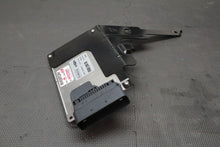 Load image into Gallery viewer, 2018-20 Ford Mustang GT Suspension Ride Magneride Control Module OEM
