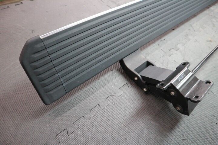 2015-2023 F150 King Ranch crew cab Power Folding Running Board LH OEM