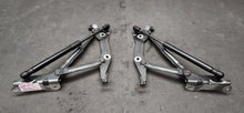 Load image into Gallery viewer, 2018-2023 Ford Mustang Convertible LH &amp; RH Trunk Hinge SET - OEM1
