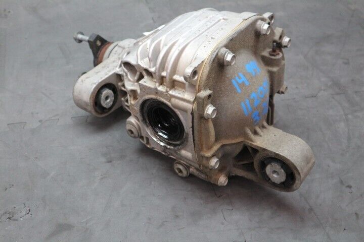 2014 Chevrolet Camaro SS 3.27 Rear Carrier Differential Automatic 22928326 GM