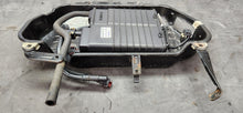 Load image into Gallery viewer, 2005 2009 Ford Mustang GT 4.6  EVAP Canister OEM5

