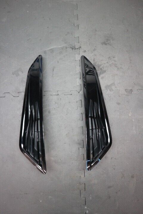 2018 Chevrolet Camaro SS Hood Scoops LH & RH SET OEM