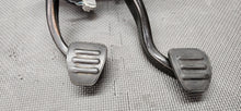 Load image into Gallery viewer, 2015-2023 Ford Mustang GT Brake &amp; Clutch Pedal Assembly OEM1

