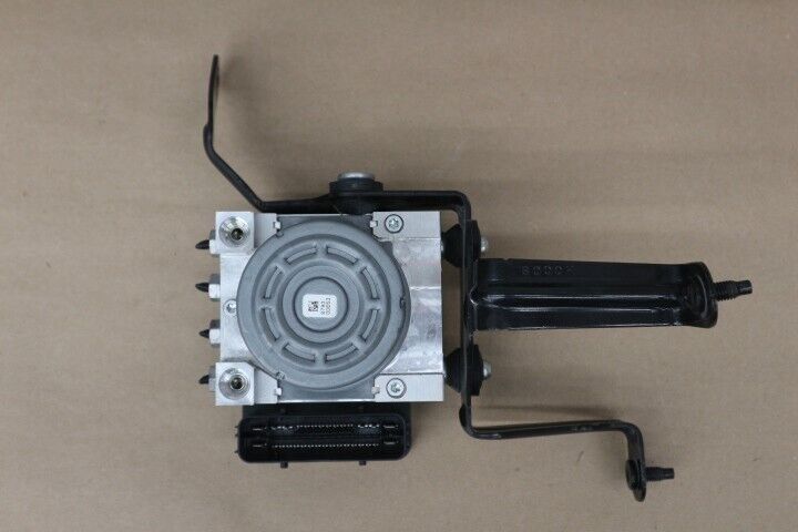 2015 Ford Mustang GT ABS Brake Pump Module Control - "AUTOMATIC" - OEM