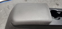 Load image into Gallery viewer, 2005-2009 Ford Mustang GT Center Floor Console Assembly Manual - OEM4
