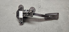 Load image into Gallery viewer, 2015-2023 Ford Mustang Gt Premium Gas Pedal Assembly Oem8
