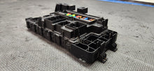 Load image into Gallery viewer, 2021 Ford Mustang GT BCM Body Control Module "Automatic" OEM
