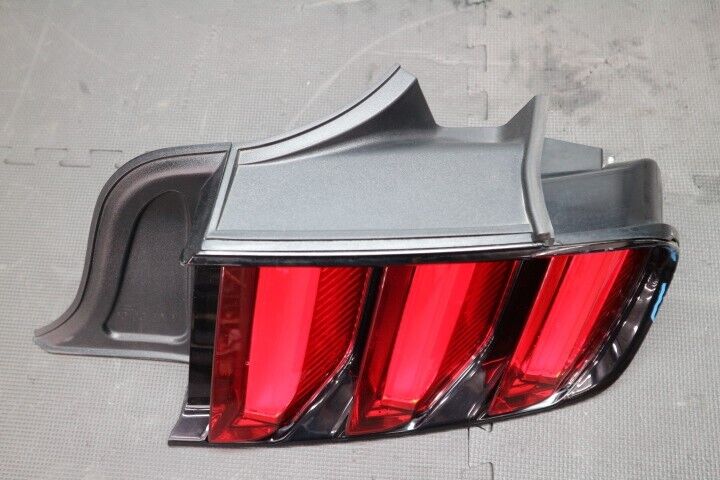 2015-2017 Ford Mustang GT V6 EcoBoost RH Passenger LED Tail Light OEM