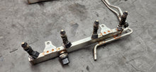 Load image into Gallery viewer, 2018-2023 Ford Mustang Gt 5.0 Fuel Rail with Injectors OEM8
