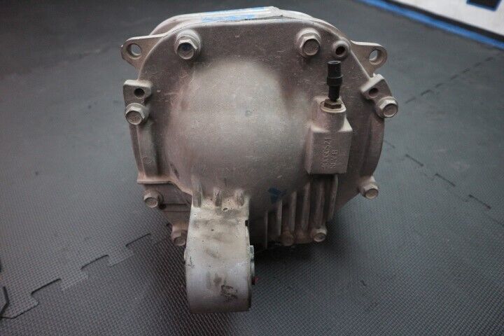 2014 Chevrolet Camaro SS 3.27 Rear Carrier Differential Automatic 22928326 GM