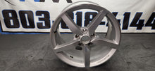 Load image into Gallery viewer, 2014-2015 Chevrolet Corvette 19x10Rear Rim OEM5
