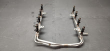 Load image into Gallery viewer, 2018-2023 Ford Mustang Gt 5.0 Fuel Rail with Injectors OEM8
