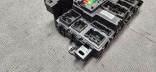 Load image into Gallery viewer, 2021 Ford Mustang GT BCM Body Control Module "Automatic" OEM2
