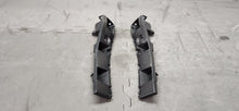 Load image into Gallery viewer, 2015-2017 Ford Mustang LH/RH Fender Mounting Brackets OEM9
