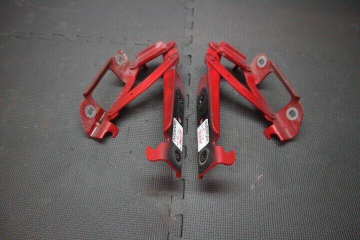 2010-2015 Chevrolet Camaro LH & RH Hood Hinge SET OEM