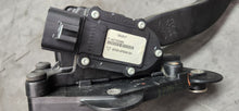 Load image into Gallery viewer, 2005-2009 Ford Mustang GT Manul Clutch, Brake &amp; Gas Pedal Assembly OEM4
