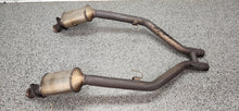 Load image into Gallery viewer, 2005-2009 Ford Mustang GT  4.6  LH &amp; RH Exhaust Manifold Pipe OEM10
