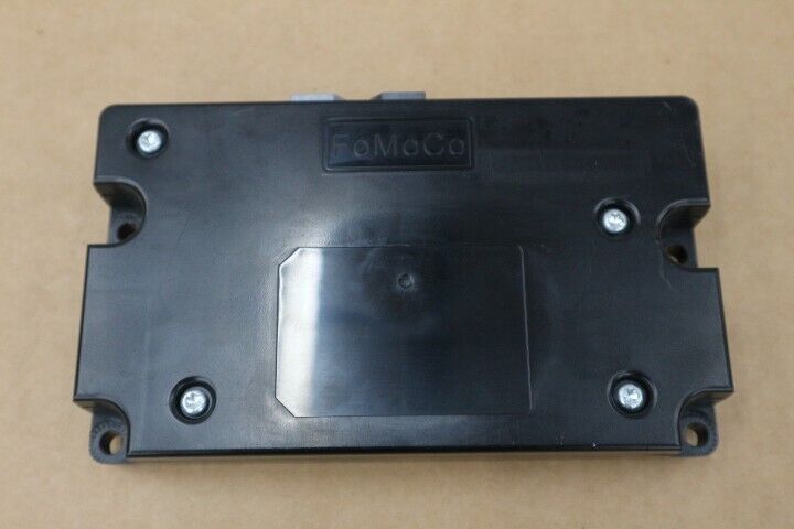 2018 FORD USA MUSTANG Smart Data Link Control Module JR3T-14F642-AE JR3T14F642AE