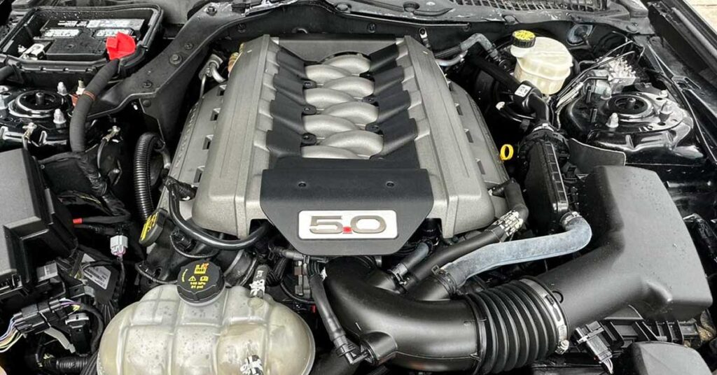 Coyote 5.0 engine